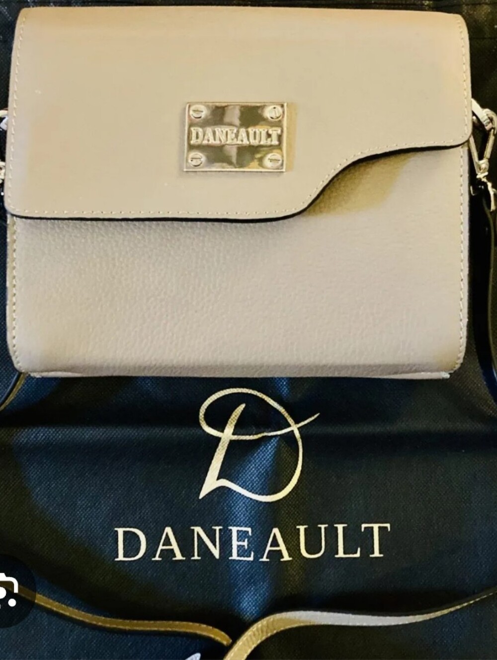 DANESULT ROBBIE Reversible Leather Handbag Black/Taupe NWT
